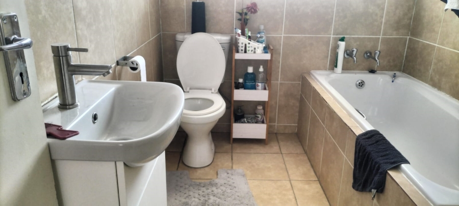 3 Bedroom Property for Sale in Pinehaven Free State